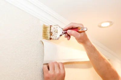 Pose de papier peint à Clion — revêtements muraux et toiles de verre